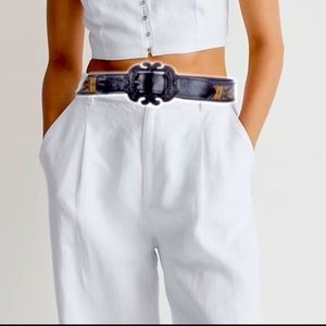 Womens Stylish Leather Belt by Aristolasia